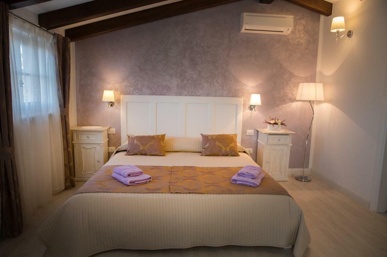Holiday Home Dora Ровінь Екстер'єр фото